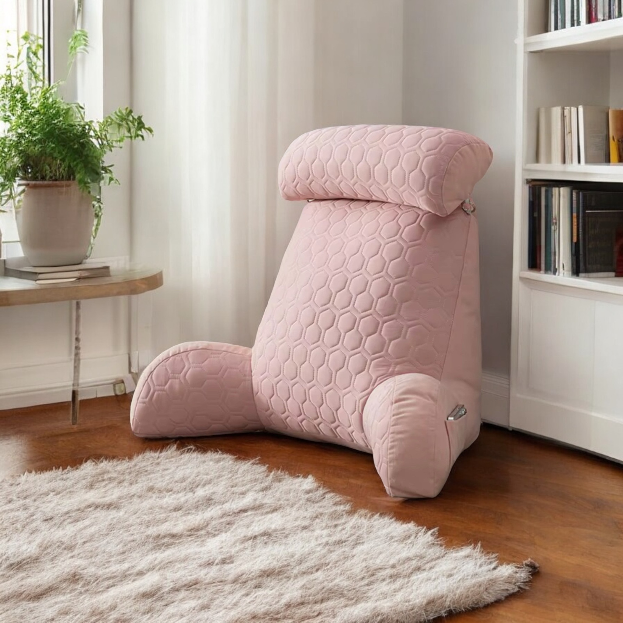 NuVibe Cushion Flamingo (Pink) - Winter Picture